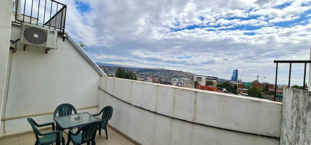 Duplex Apartment In The City Center Tbilisi Exterior photo